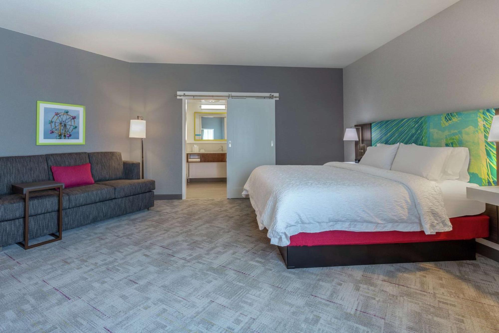 Hampton Inn & Suites Burlington Ngoại thất bức ảnh
